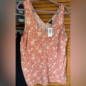 NWT Torrid Challis Stitch Detail Tank